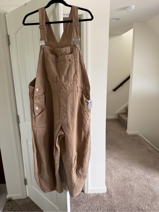 GAP Pants - GAP Tan Wide-Leg Overalls LARGE PETITE